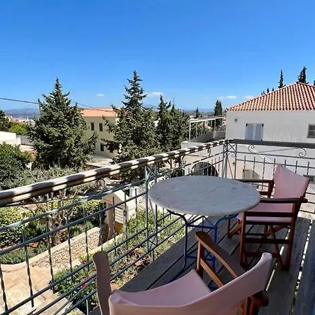 Wood & Blossom, Gcollectiongr Holiday home Spetses Town