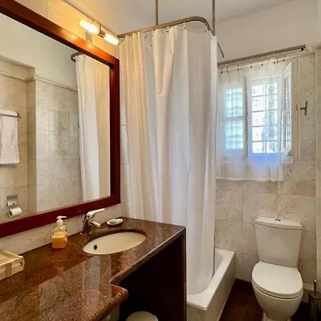 Wood & Blossom, Gcollectiongr Holiday home Spetses Town